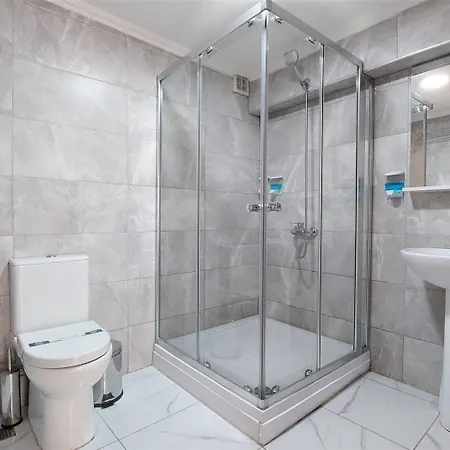 Mini Hotell 3*
