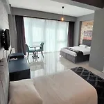 Hotel Mini 3*